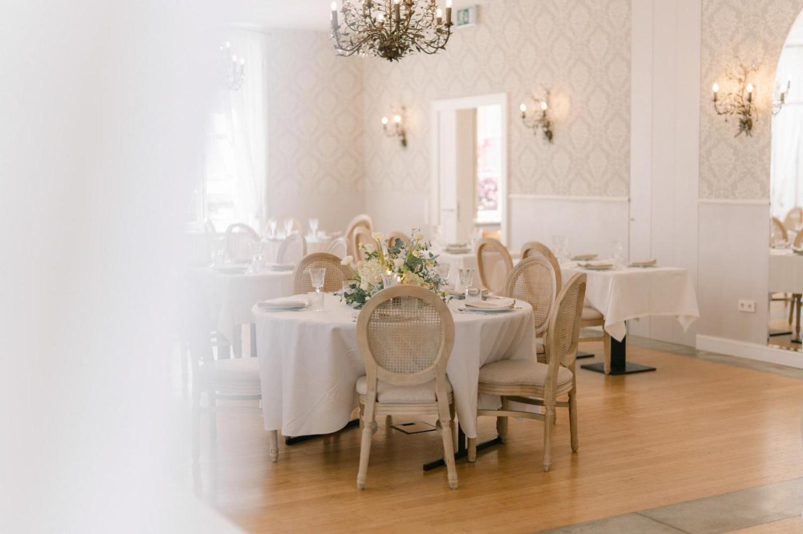 Hotel Chateau Schengen Esterno foto